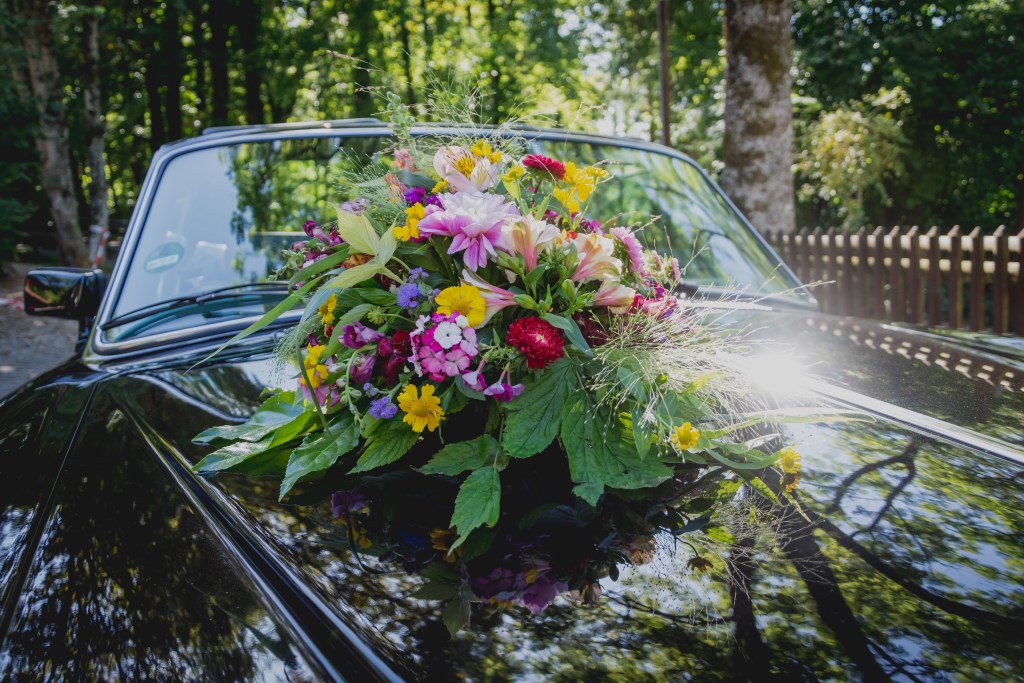 Autoschmuck bei der Hochzeit - Hochzeits-News & Tipps Ruhrgebiet